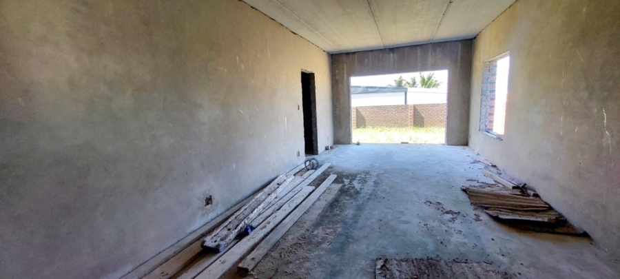 6 Bedroom Property for Sale in Sunrise On Sea Eastern Cape